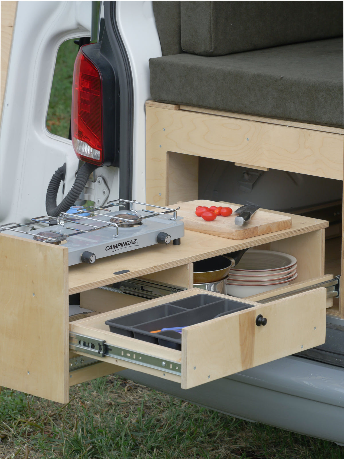 Modulo cucina sotto il letto Nom Outdoor con cassetto e vano fornello